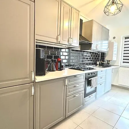 Apartment Lovely Avantgarden Brasov